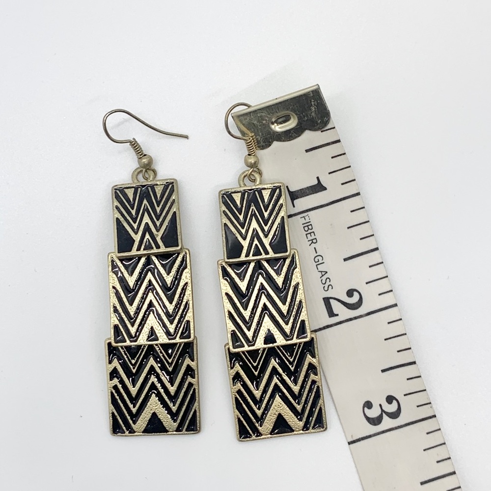 Earrings - Picture 4 of 4